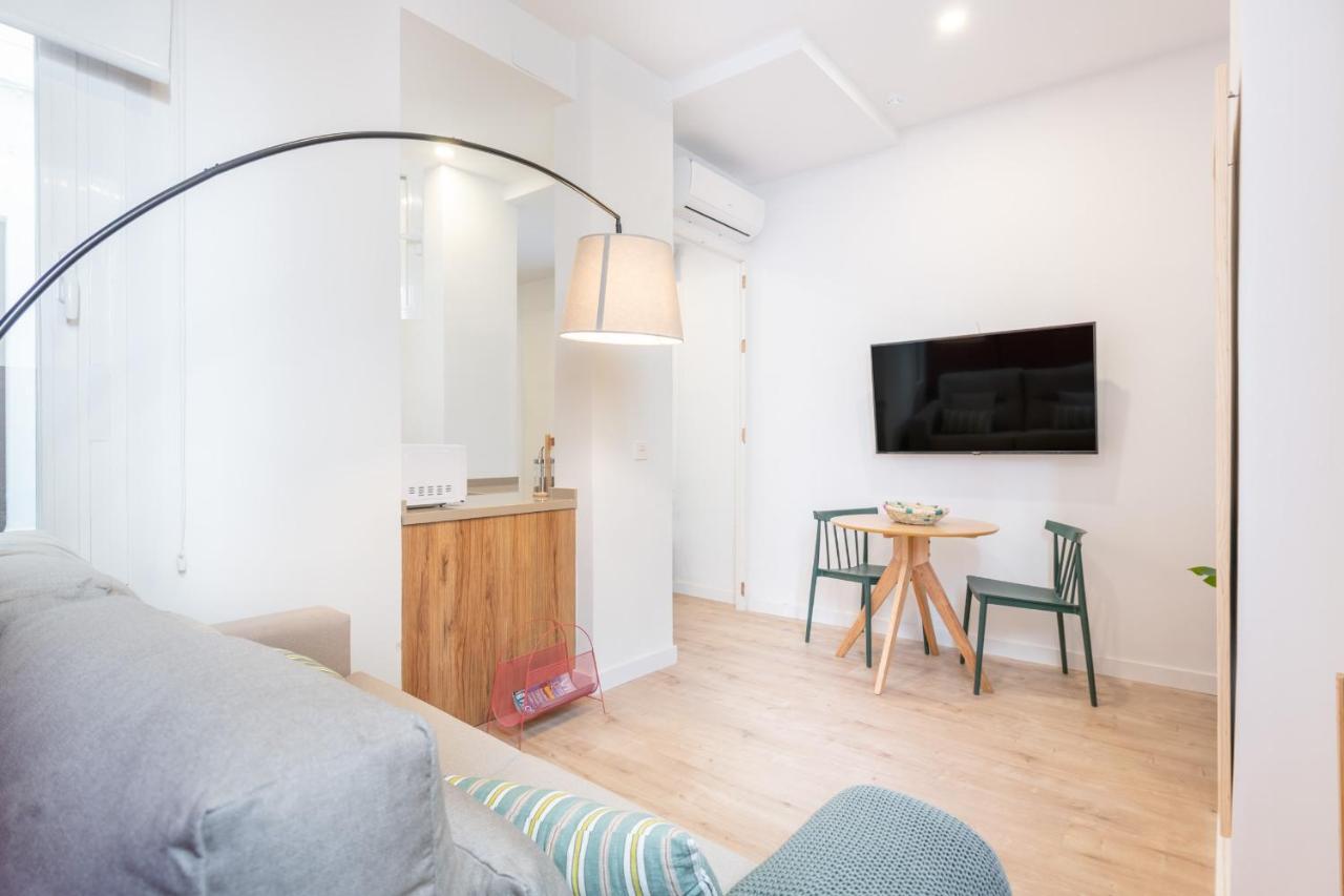 Apartamentos Luna Suites Palacio Dorita Гранада Екстериор снимка
