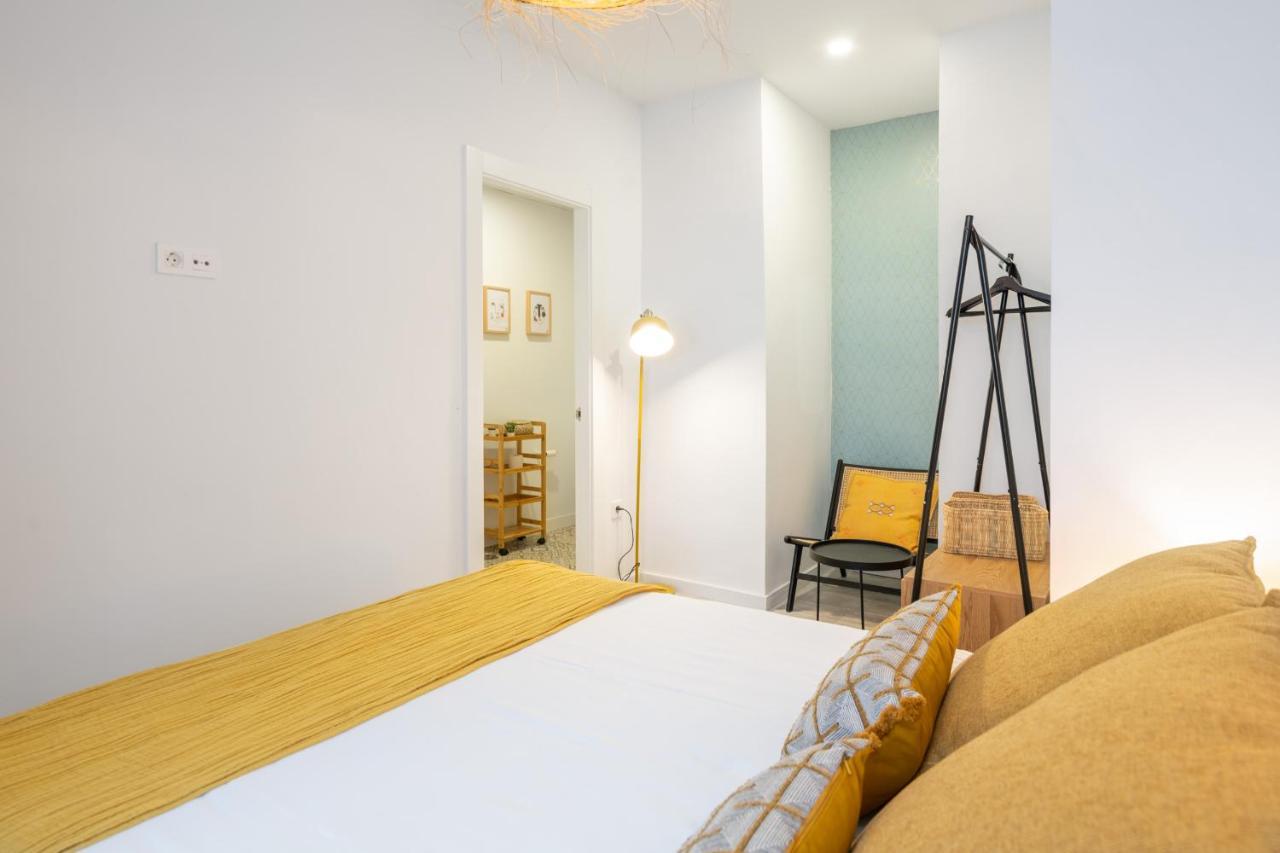 Apartamentos Luna Suites Palacio Dorita Гранада Екстериор снимка