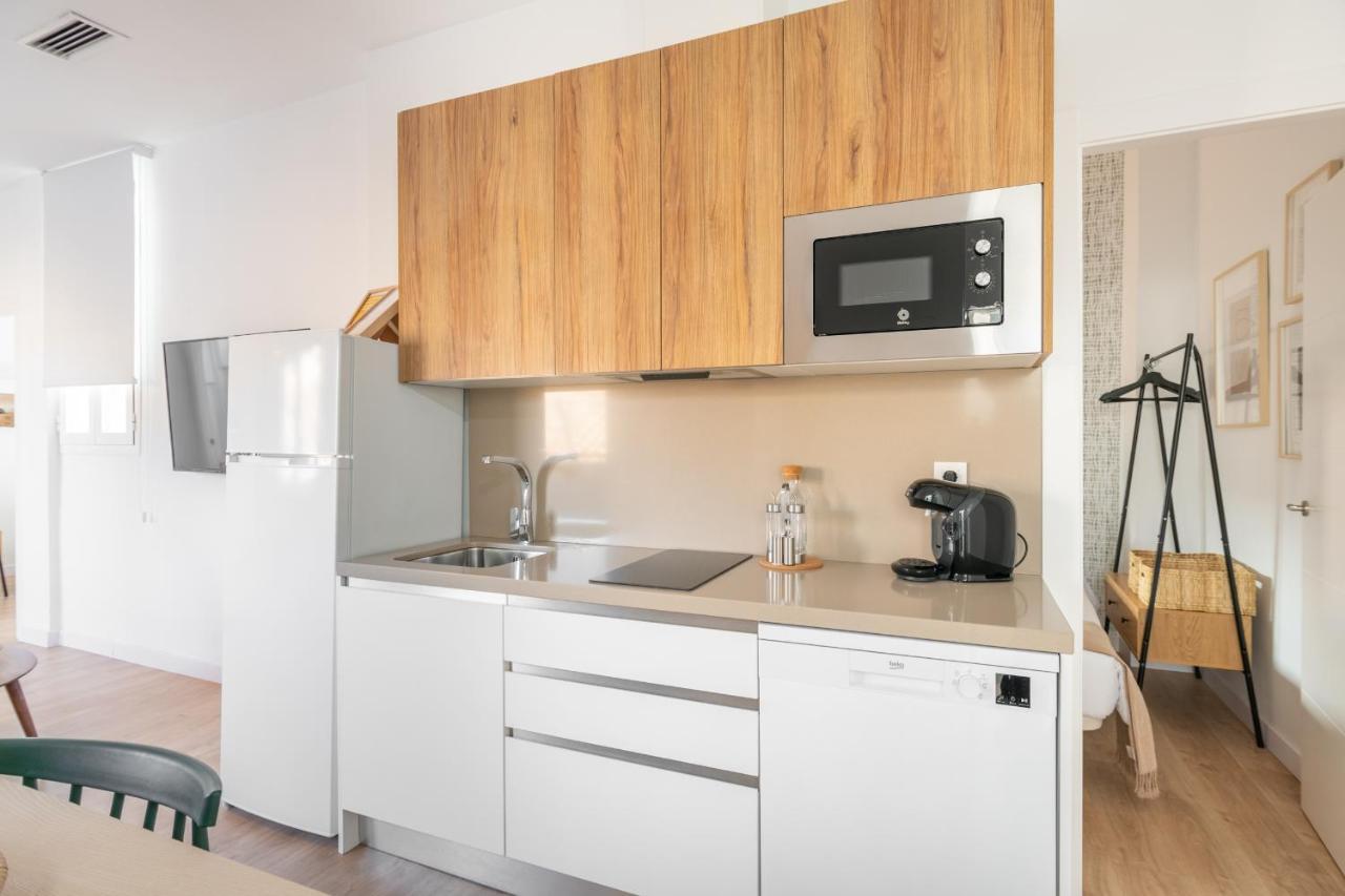 Apartamentos Luna Suites Palacio Dorita Гранада Екстериор снимка