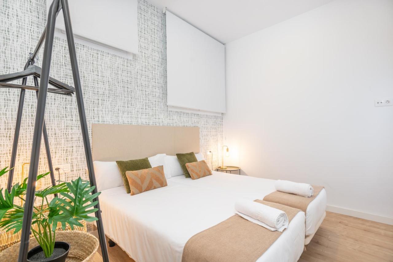 Apartamentos Luna Suites Palacio Dorita Гранада Екстериор снимка